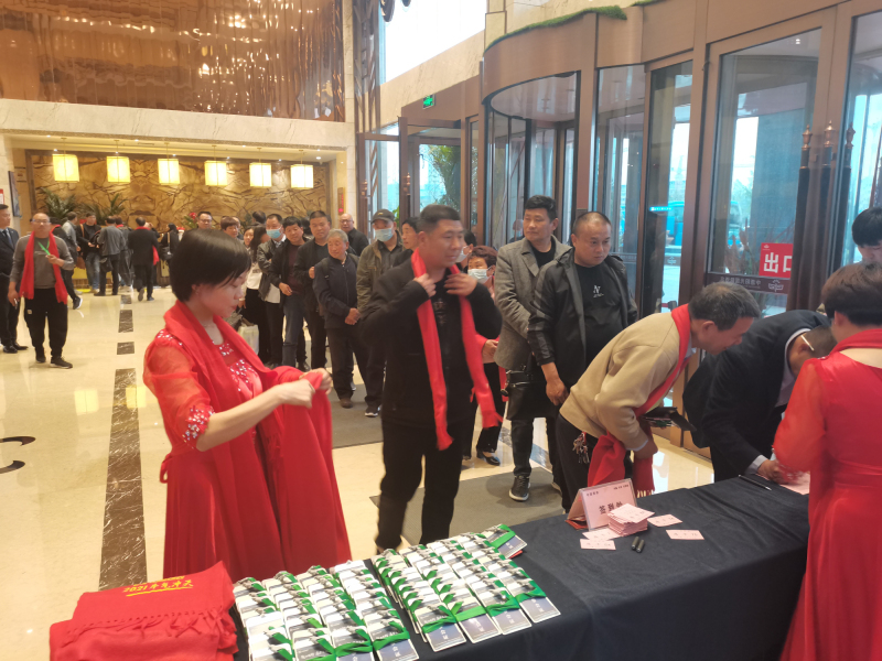 戮力同行 · 逐夢未來—— 中原邦農(nóng)集團2021年第一季度大會暨新品發(fā)布會圓滿落幕